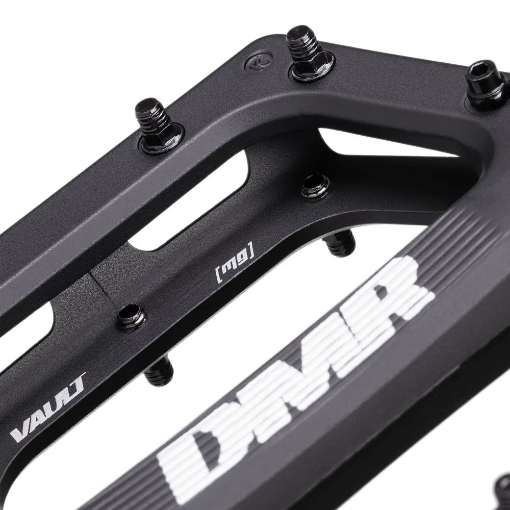 DMR Pedal - Vault Mag